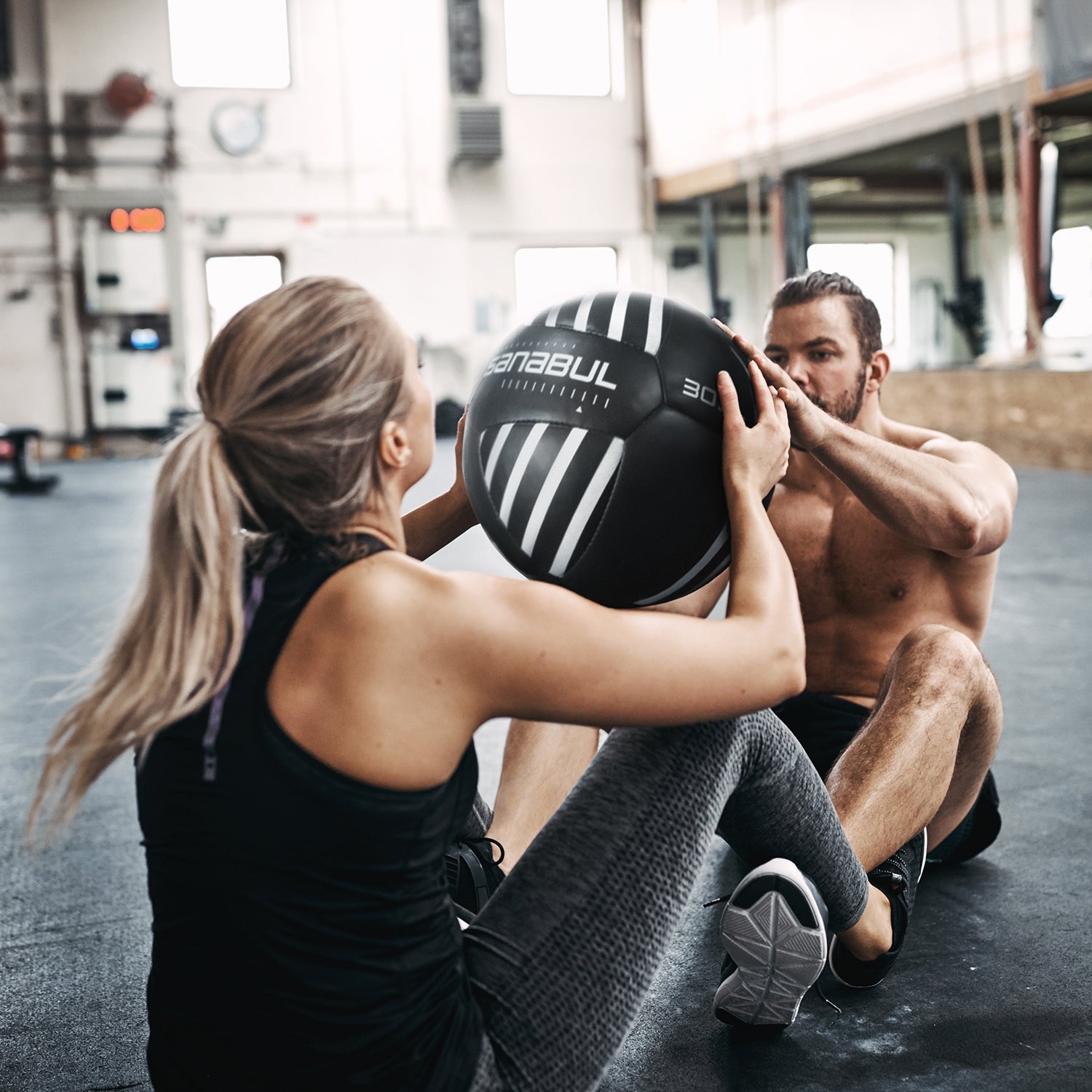 Lab Series Medicine Wall Fitness Ball | Sanabul